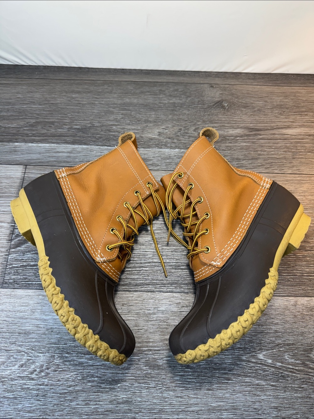 L.L. Bean Two-Tone Duck Boots in Brown and Tan woman’s SZ 10 (h205)